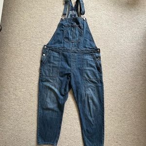 Gap overalls size XL